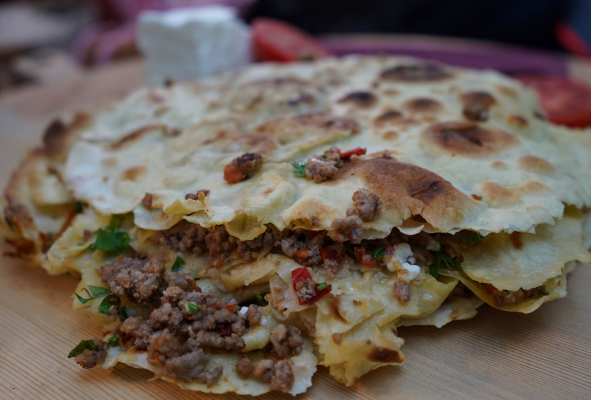 Florina Pepper and Meat Pita with Perek Sheets